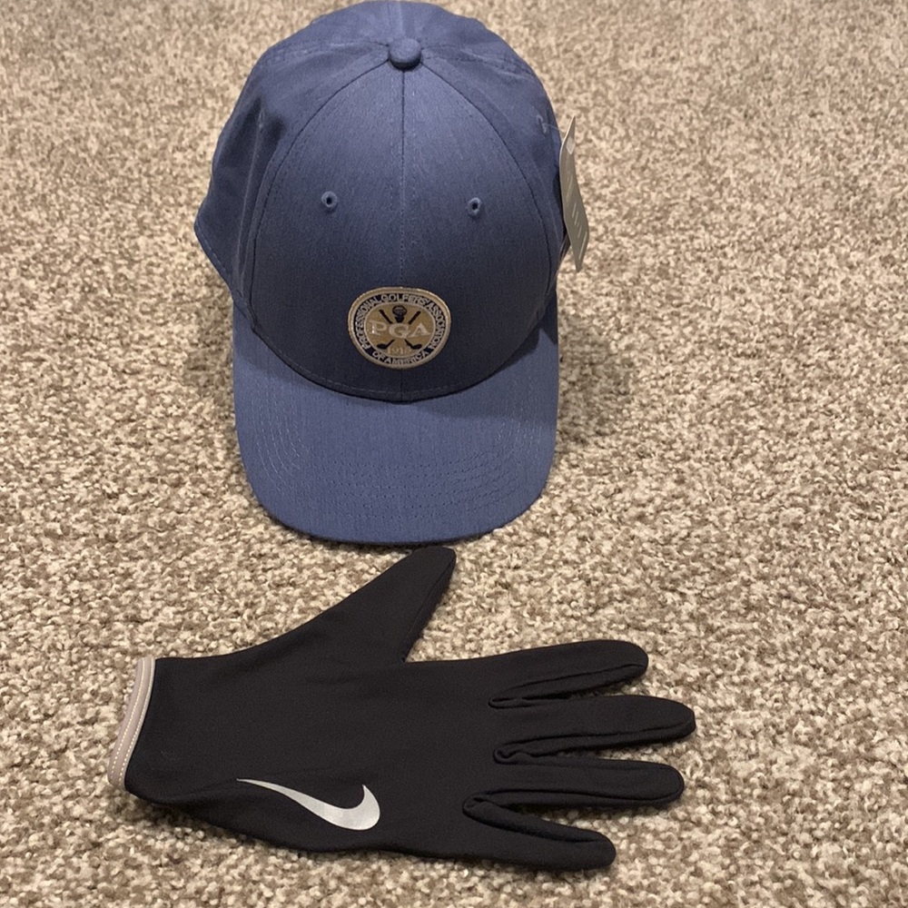 PGA golf cap with Nike golf glove